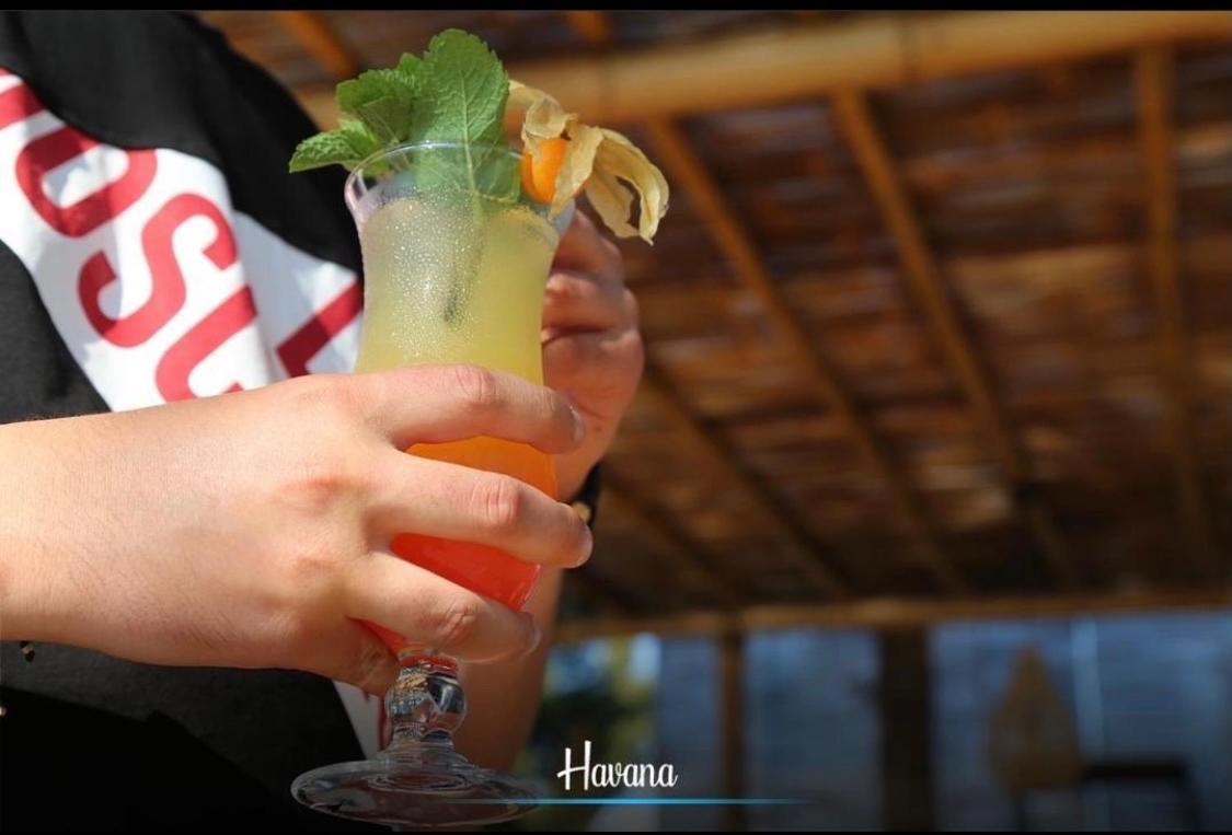 Havana House Sakes Exterior photo